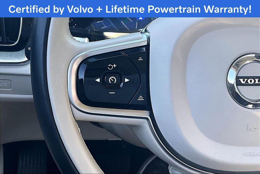 2024 Volvo S60 B5 Plus Dark Theme