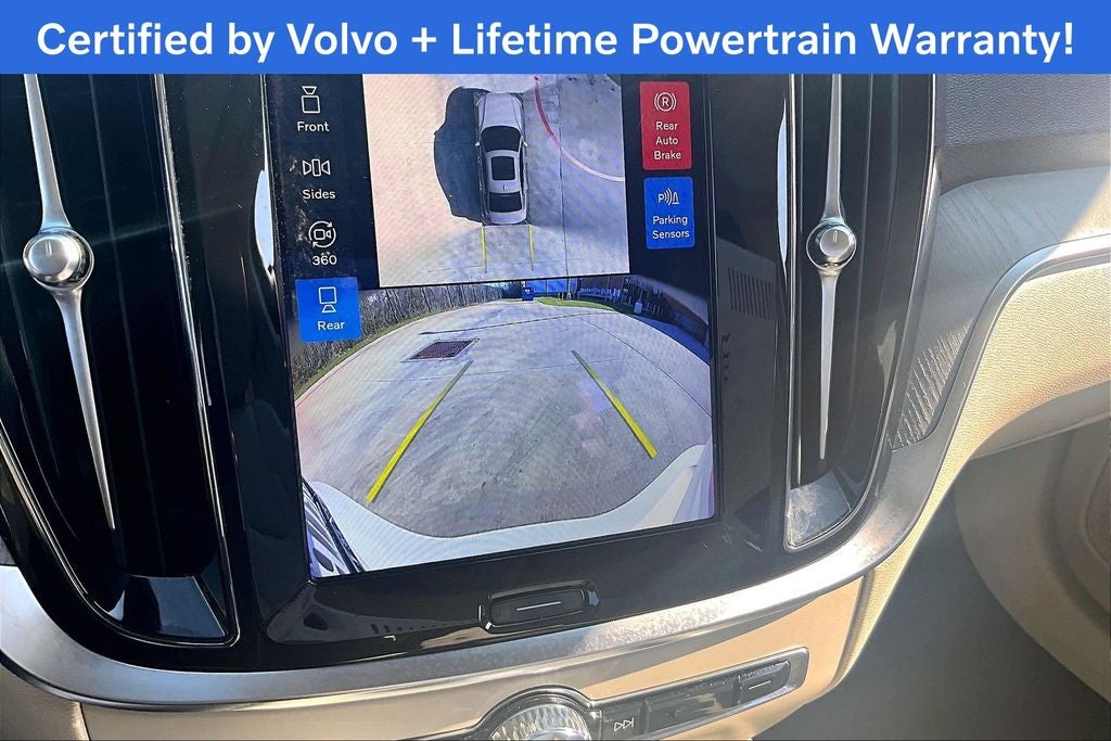 2024 Volvo S60 B5 Plus Dark Theme