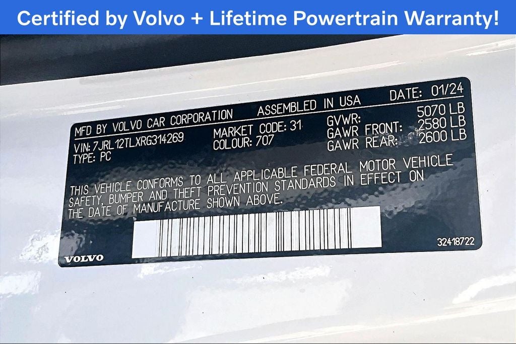 2024 Volvo S60 B5 Plus Dark Theme