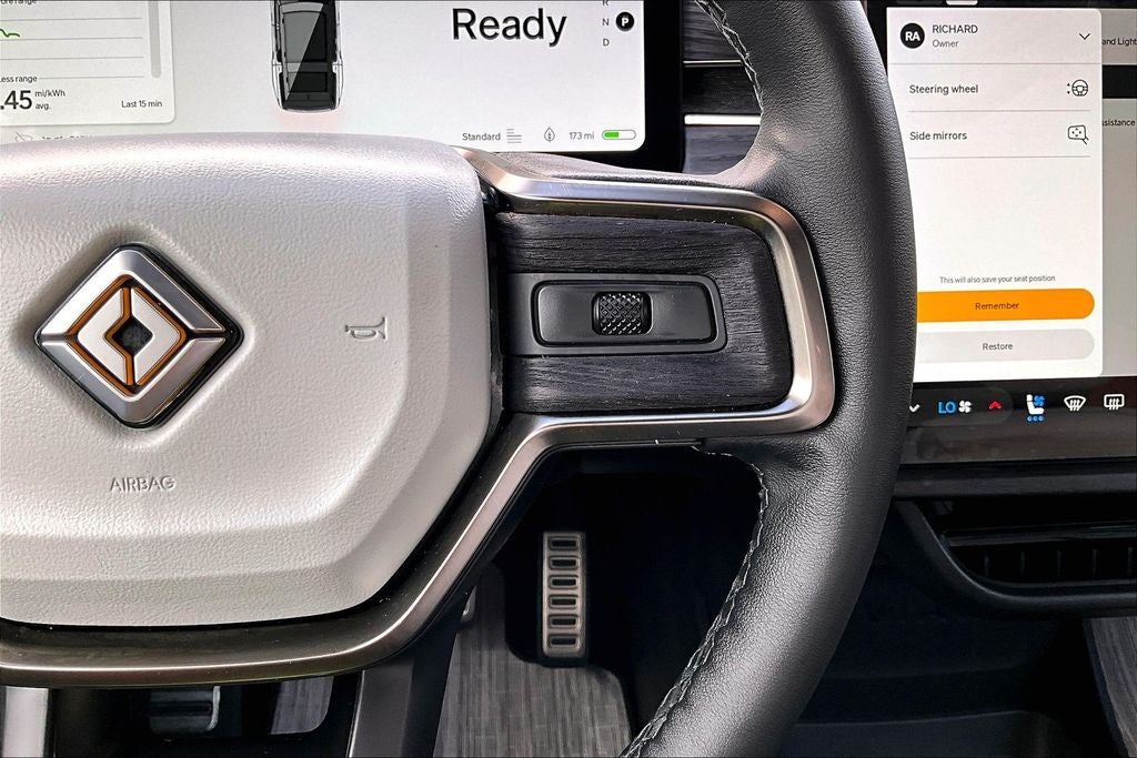 2023 Rivian R1S Adventure