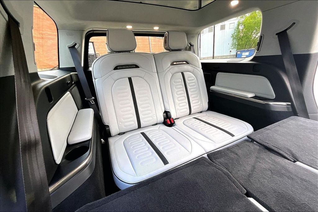 2023 Rivian R1S Adventure