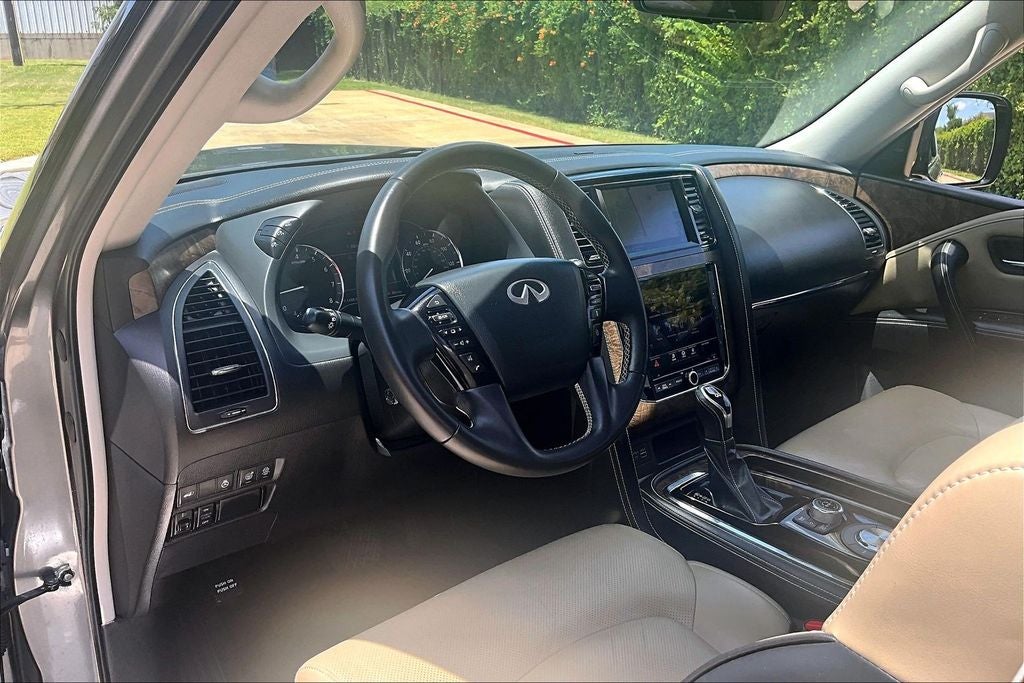 2021 INFINITI QX80 Premium Select