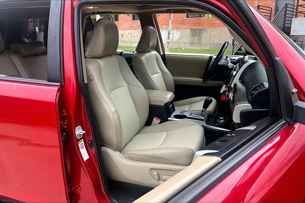 2016 Toyota 4Runner SR5 Premium