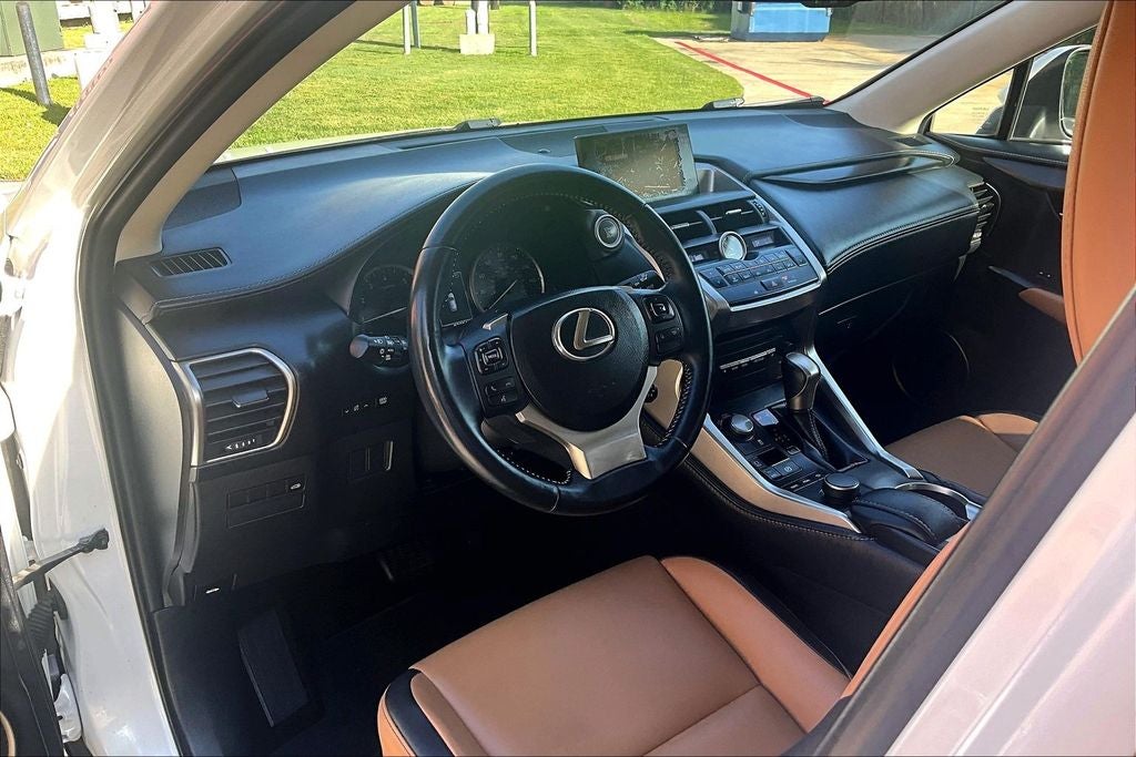 2015 Lexus NX 200t