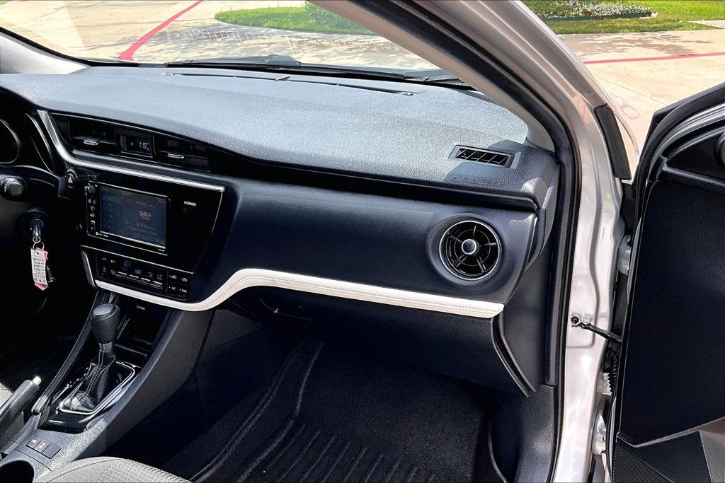 2017 Toyota Corolla iM Base