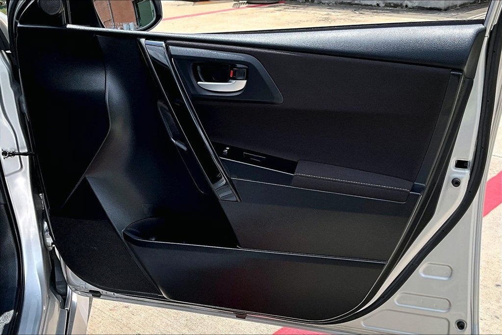 2017 Toyota Corolla iM Base