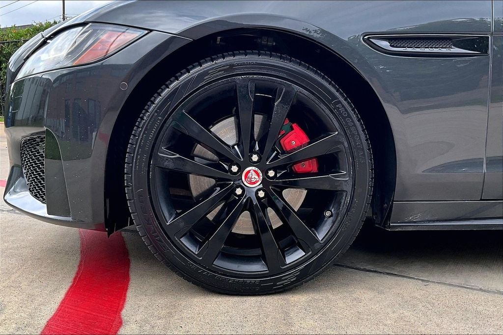 2018 Jaguar XF S