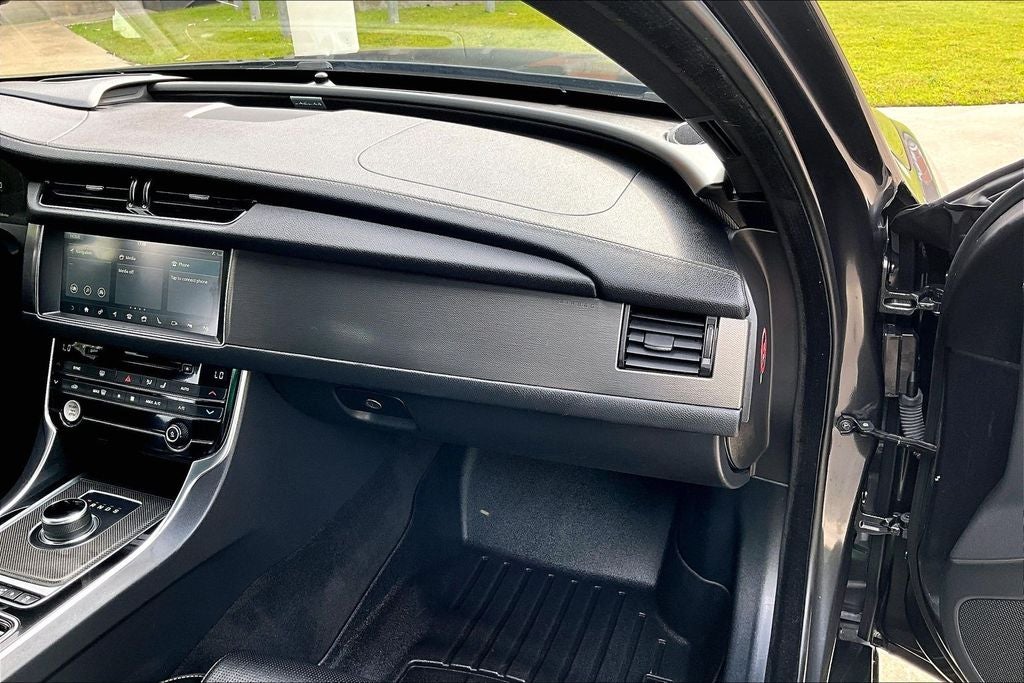 2018 Jaguar XF S