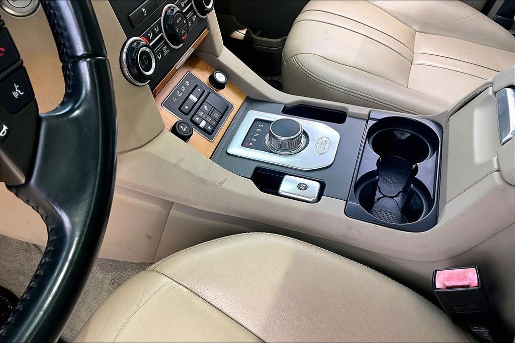 2015 Land Rover LR4 Base