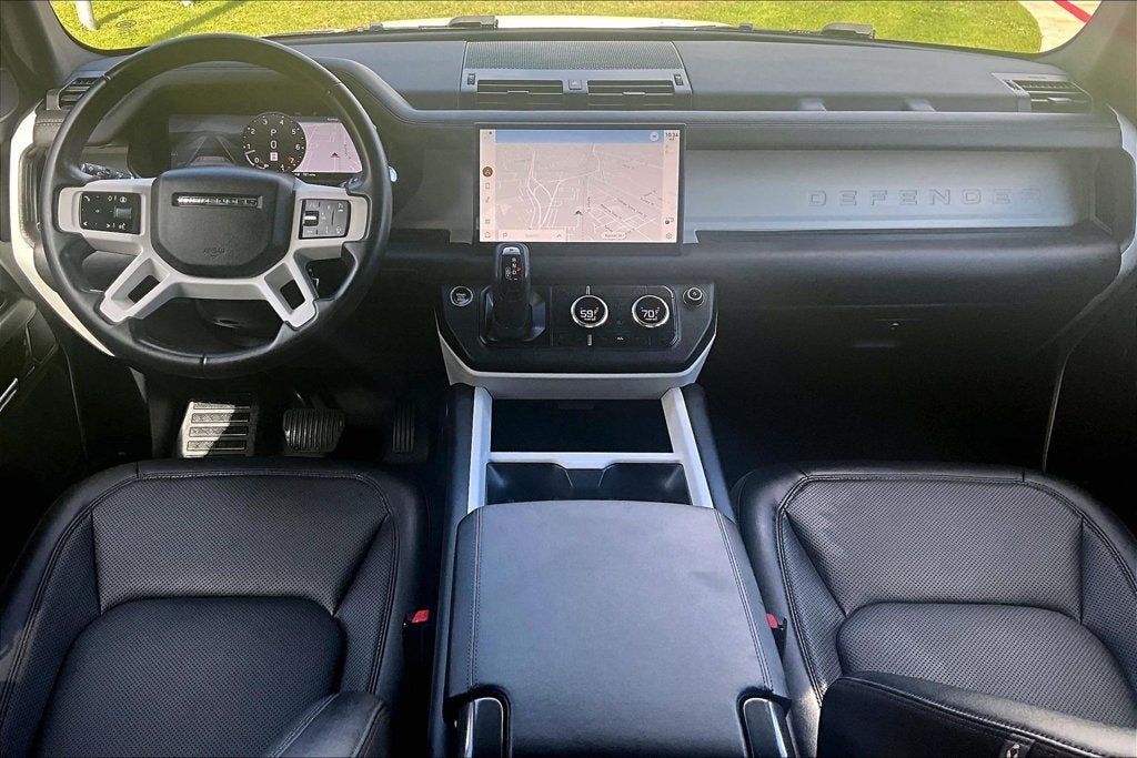 2025 Land Rover Defender 110 S