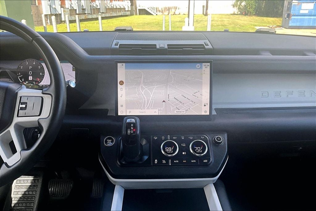 2025 Land Rover Defender 110 S