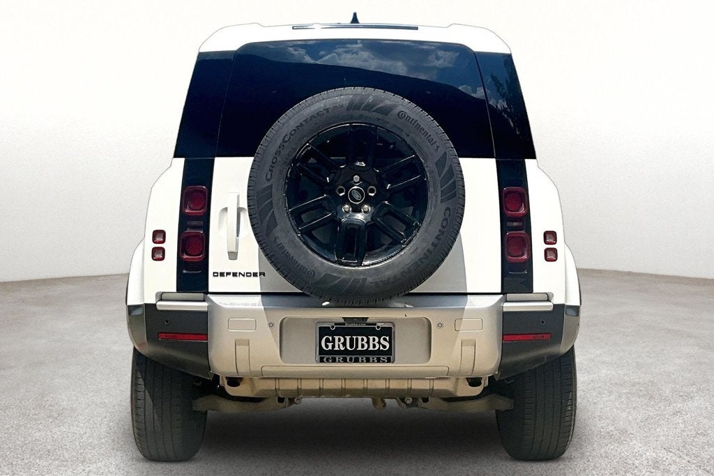 2025 Land Rover Defender 110 S