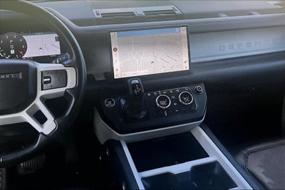 2025 Land Rover Defender 110 S