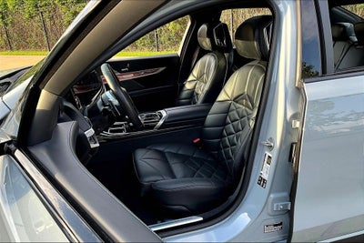 2025 BMW 7 Series 740i xDrive