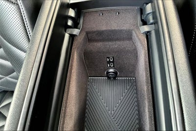 2025 BMW 7 Series 740i xDrive