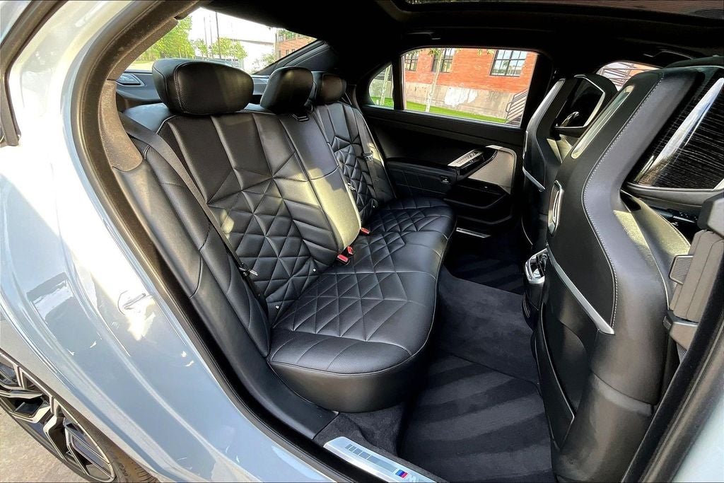 2025 BMW 7 Series 740i xDrive