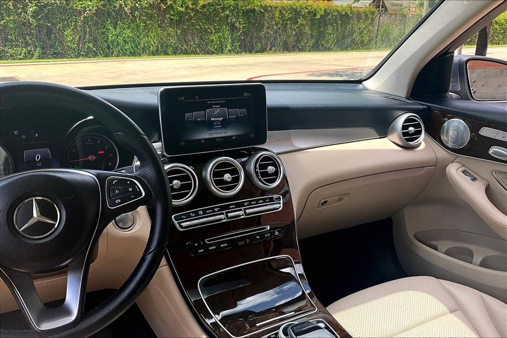2017 Mercedes-Benz GLC GLC 300
