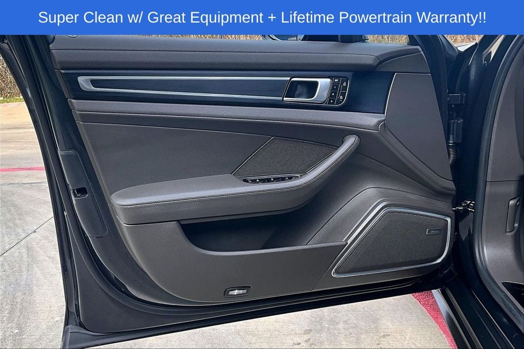 2023 Porsche Panamera Platinum Edition