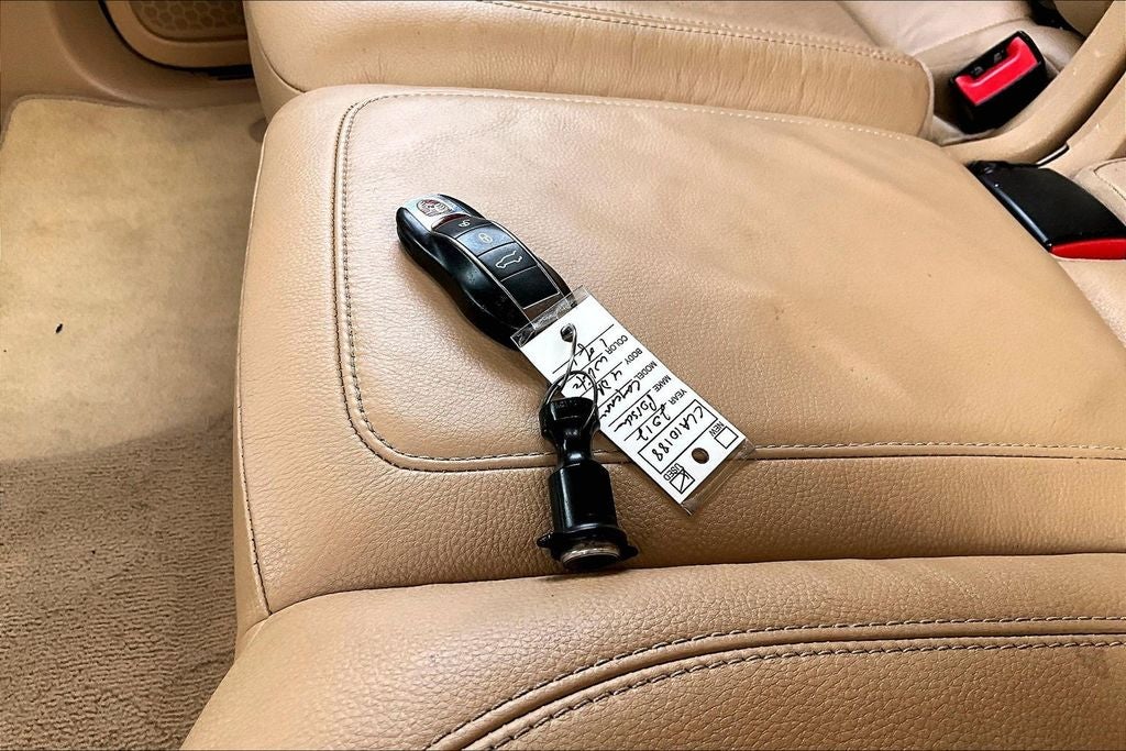 2012 Porsche Cayenne Base