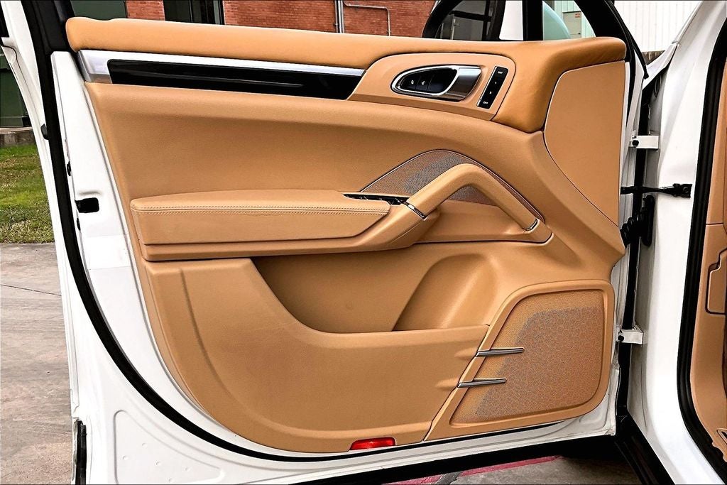 2012 Porsche Cayenne Base