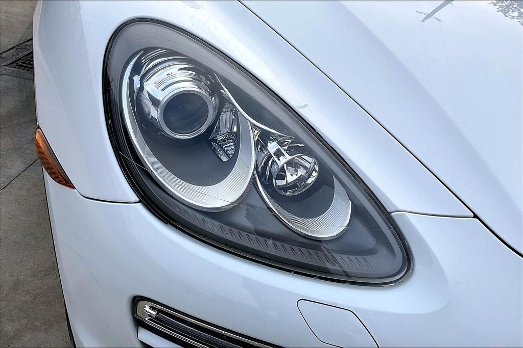 2012 Porsche Cayenne Base