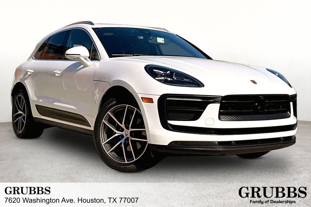 2023 Porsche Macan Base