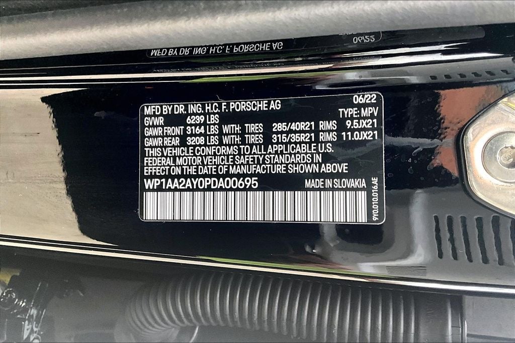 2023 Porsche Cayenne Platinum Edition