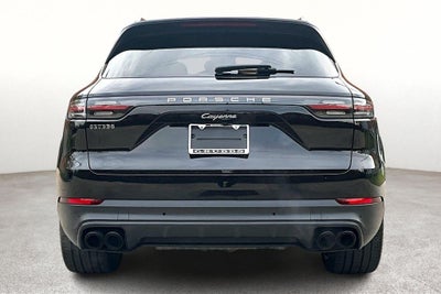 2023 Porsche Cayenne Platinum Edition
