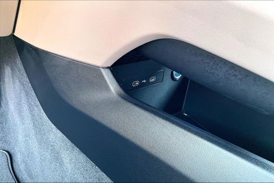 2025 Porsche Macan Electric 4