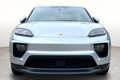 2025 Porsche Macan Electric 4