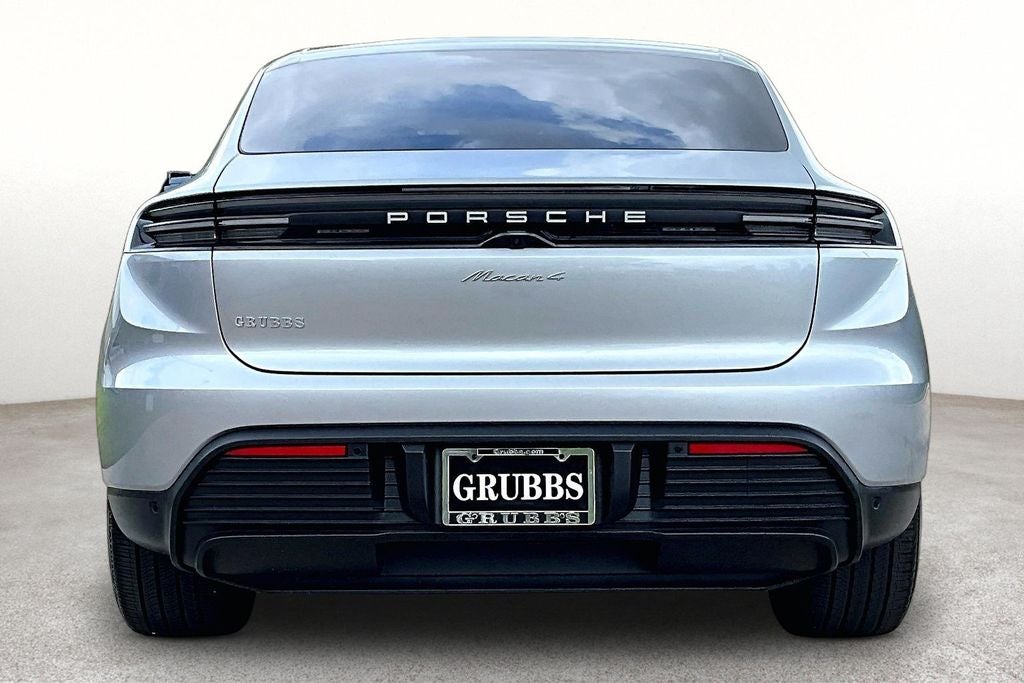 2025 Porsche Macan Electric 4