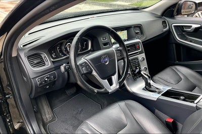 2017 Volvo V60 T5 Premier