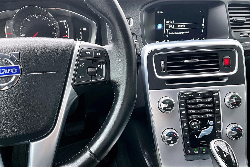 2017 Volvo V60 T5 Premier