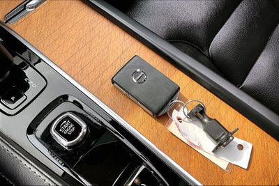 2023 Volvo XC90 B6 Plus 6-Seater