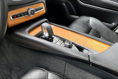 2023 Volvo XC90 B6 Plus 6-Seater