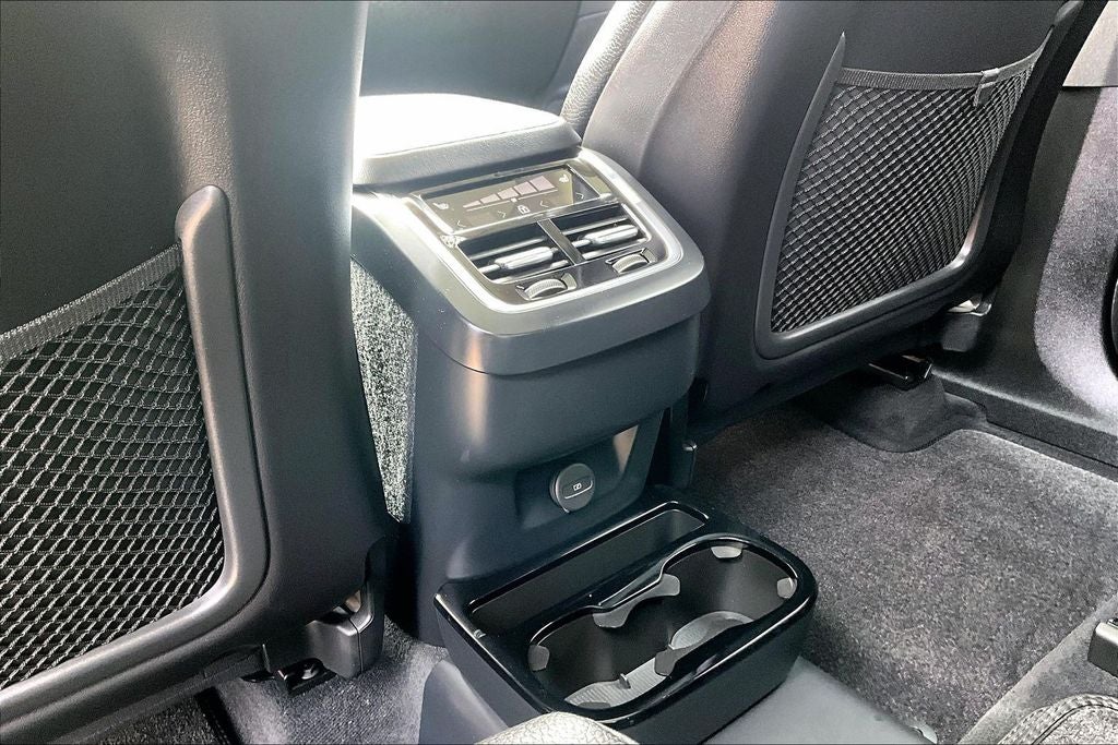 2023 Volvo XC90 B6 Plus 6-Seater
