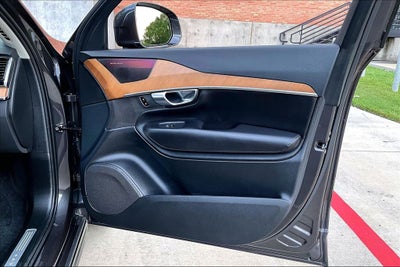 2023 Volvo XC90 B6 Plus 6-Seater