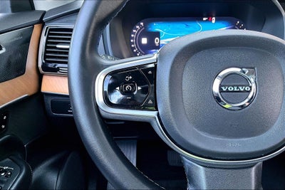2023 Volvo XC90 B6 Plus 6-Seater