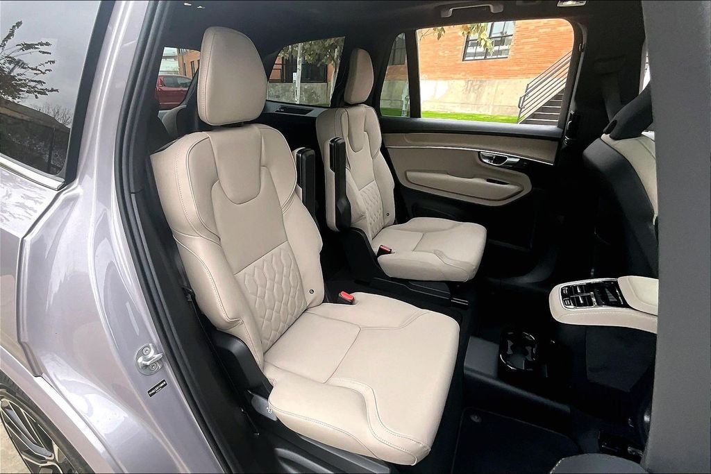 2026 Volvo XC90 B6 Plus 6-Seater