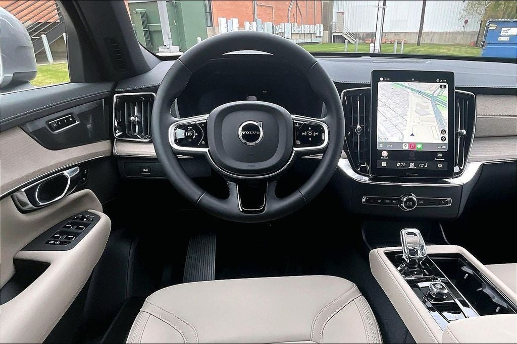 2026 Volvo XC90 B6 Plus 6-Seater