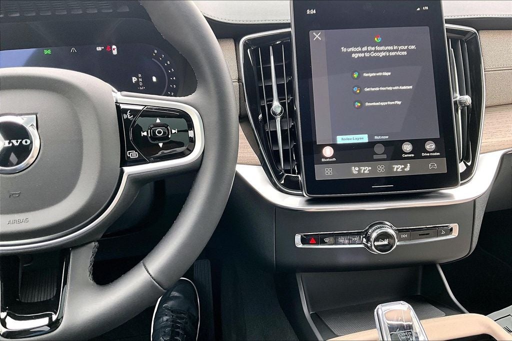 2026 Volvo XC90 B6 Plus 6-Seater