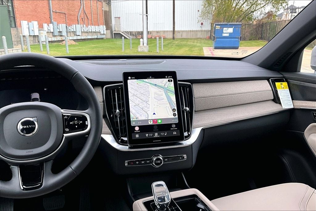 2026 Volvo XC90 B6 Plus 6-Seater