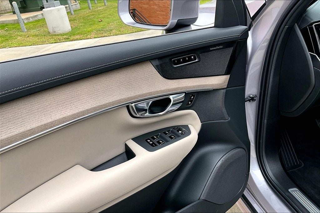 2026 Volvo XC90 B6 Plus 6-Seater