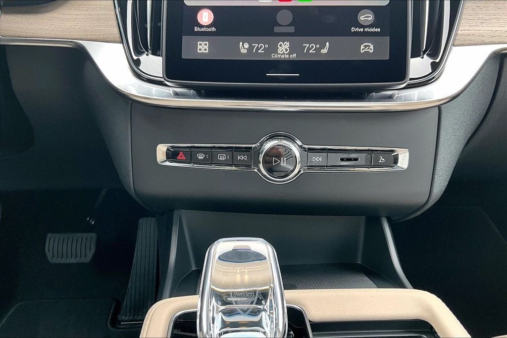 2026 Volvo XC90 B6 Plus 6-Seater