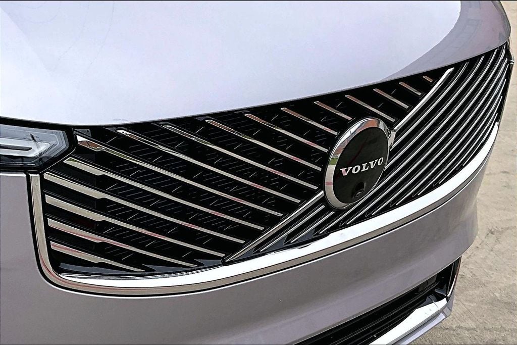 2026 Volvo XC90 B6 Plus 6-Seater