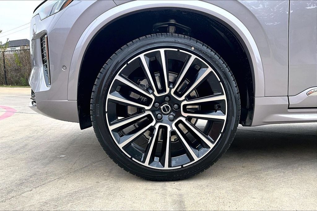 2026 Volvo XC90 B6 Plus 6-Seater