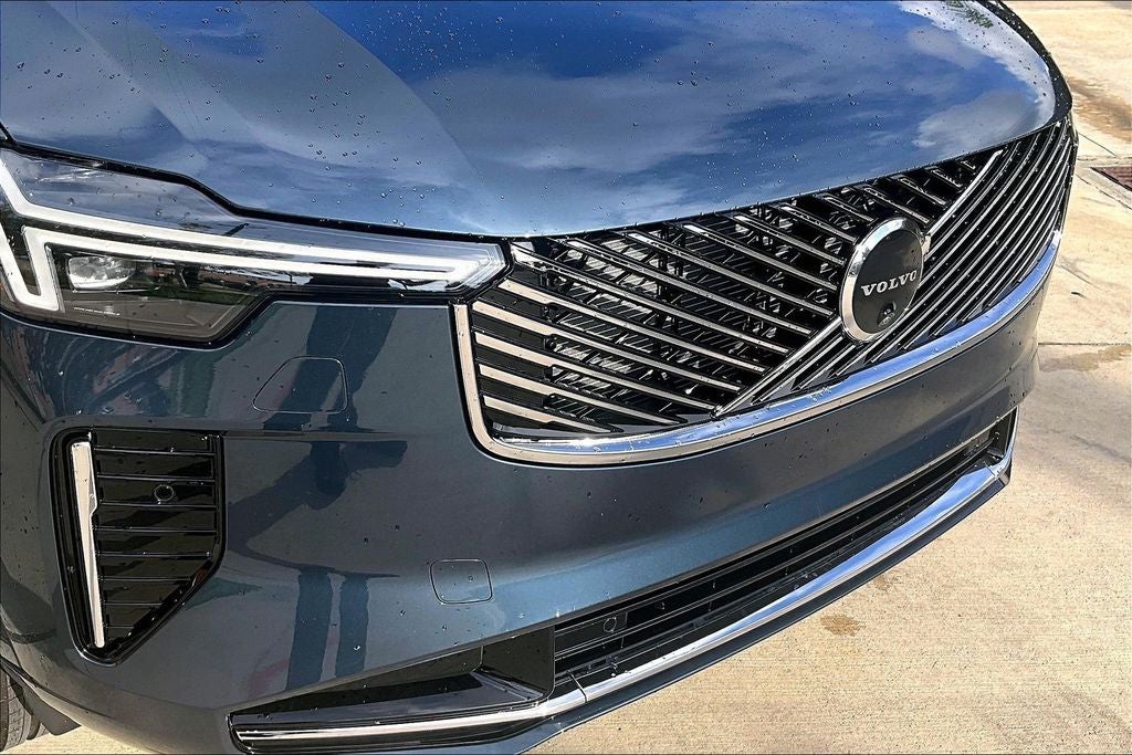 2027 Volvo XC90 B6 Plus 6-Seater