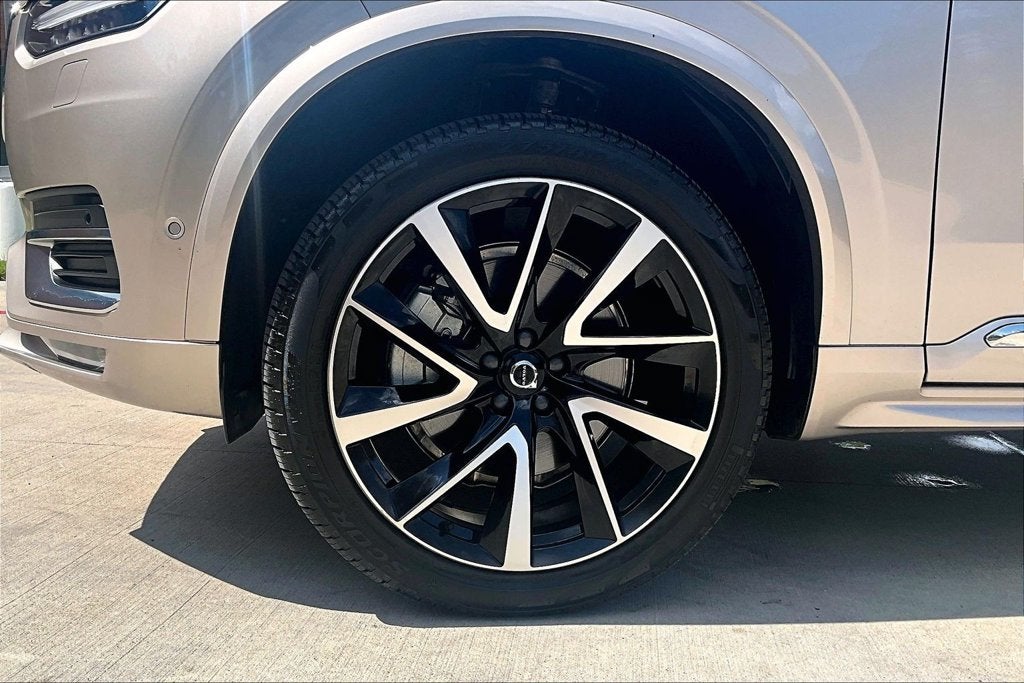 2025 Volvo XC90 B6 Plus 6-Seater