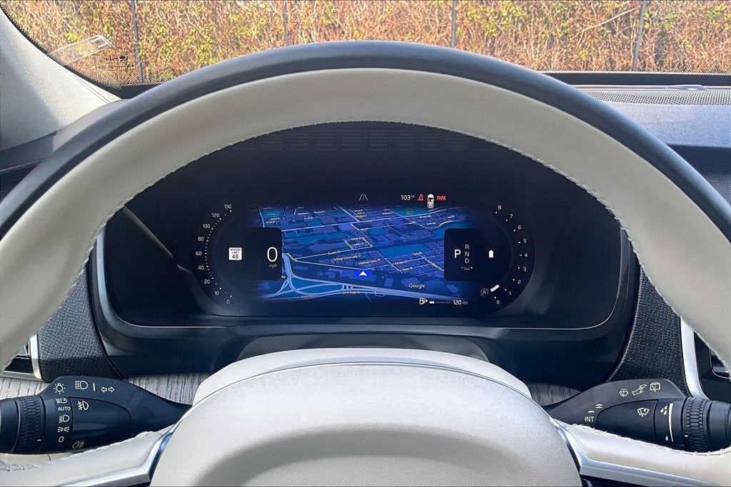 2025 Volvo XC90 B6 Plus 6-Seater