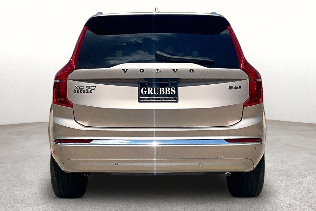 2025 Volvo XC90 B6 Plus 6-Seater